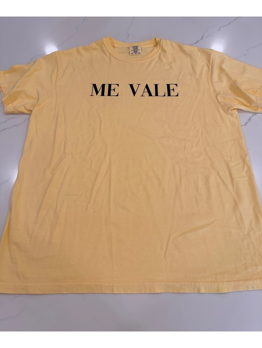 “ME VALE”(I don't care)Comfort Colors Short Sleeve T-Shirt Yellow Black Size XL